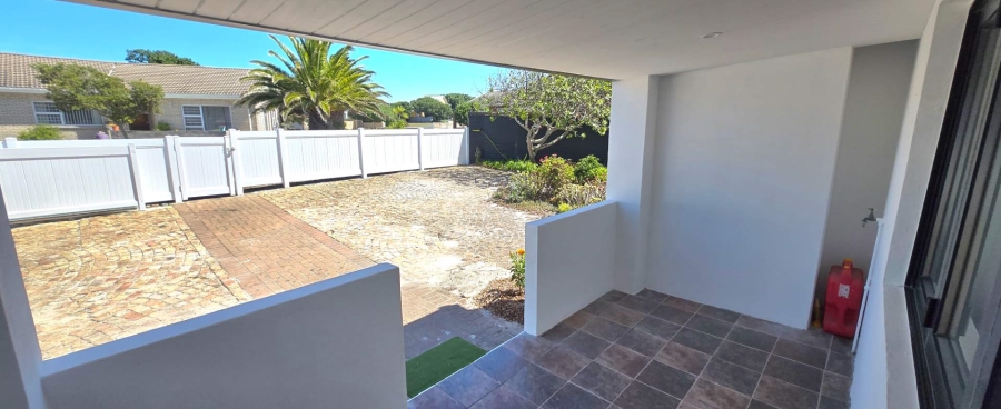 4 Bedroom Property for Sale in Kleinbaai Western Cape